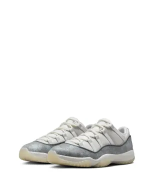 Jordan エアジョーダン 11 ロー スニーカー ホワイト - サムネイル2