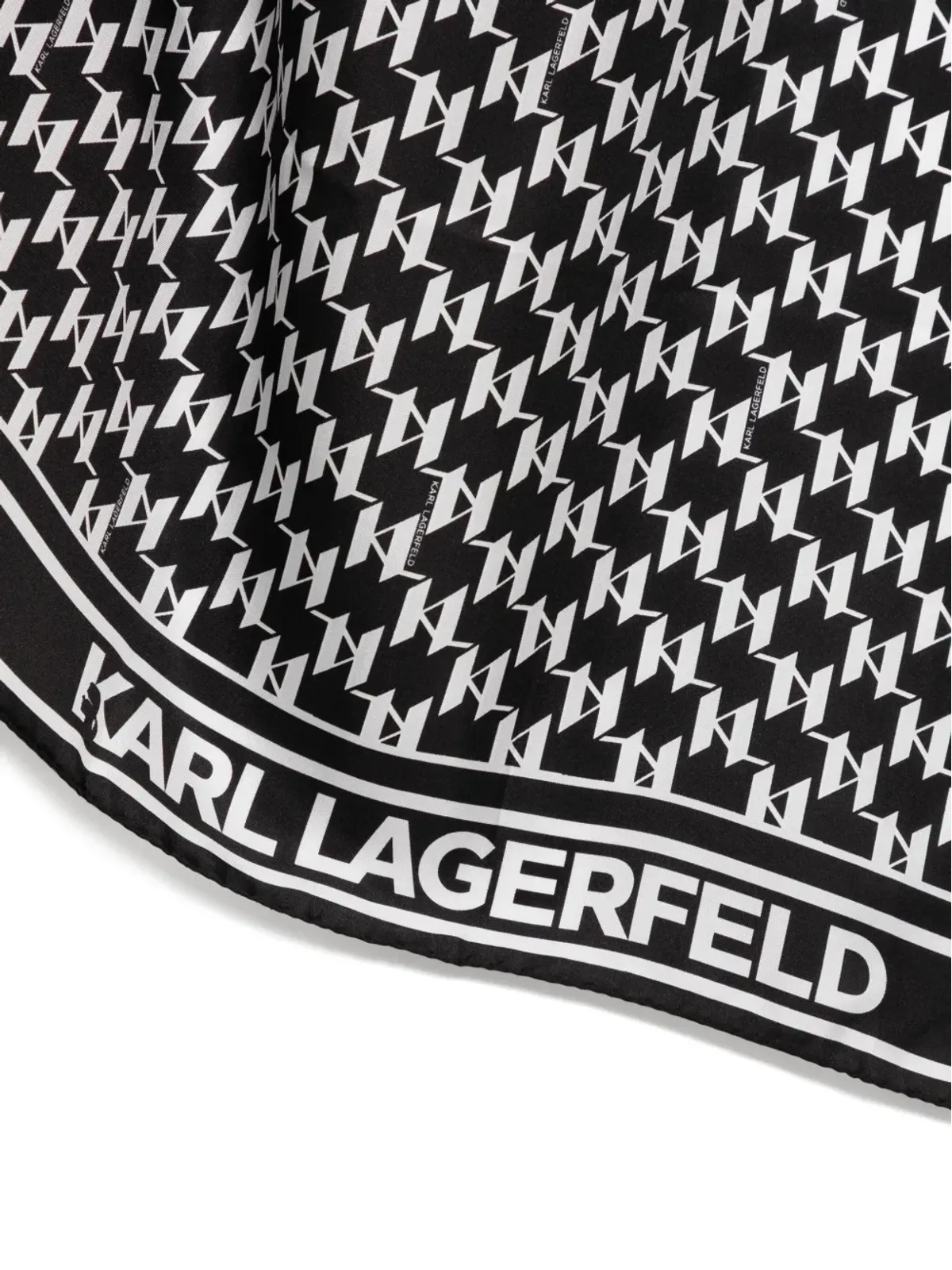 Karl Lagerfeld モノグラムシルクスカーフ - 画像2