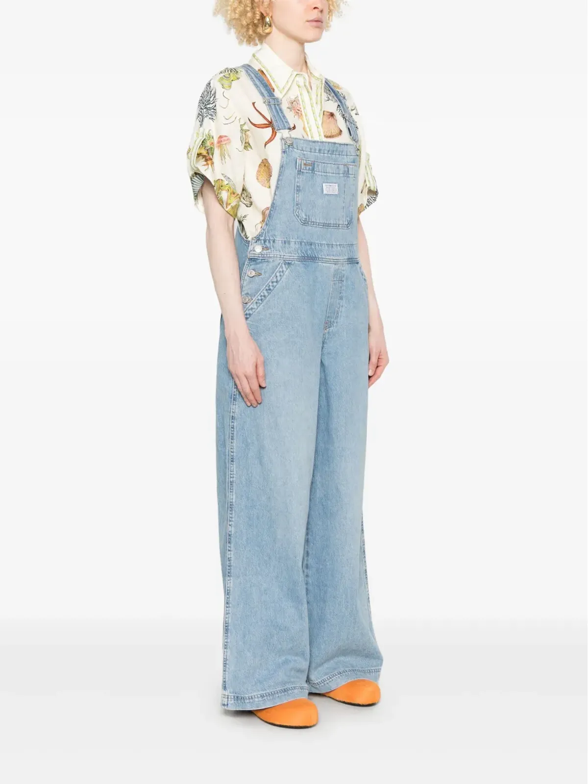 Levi's ロゴパッチ デニムオーバーオール ブルー - 画像3
