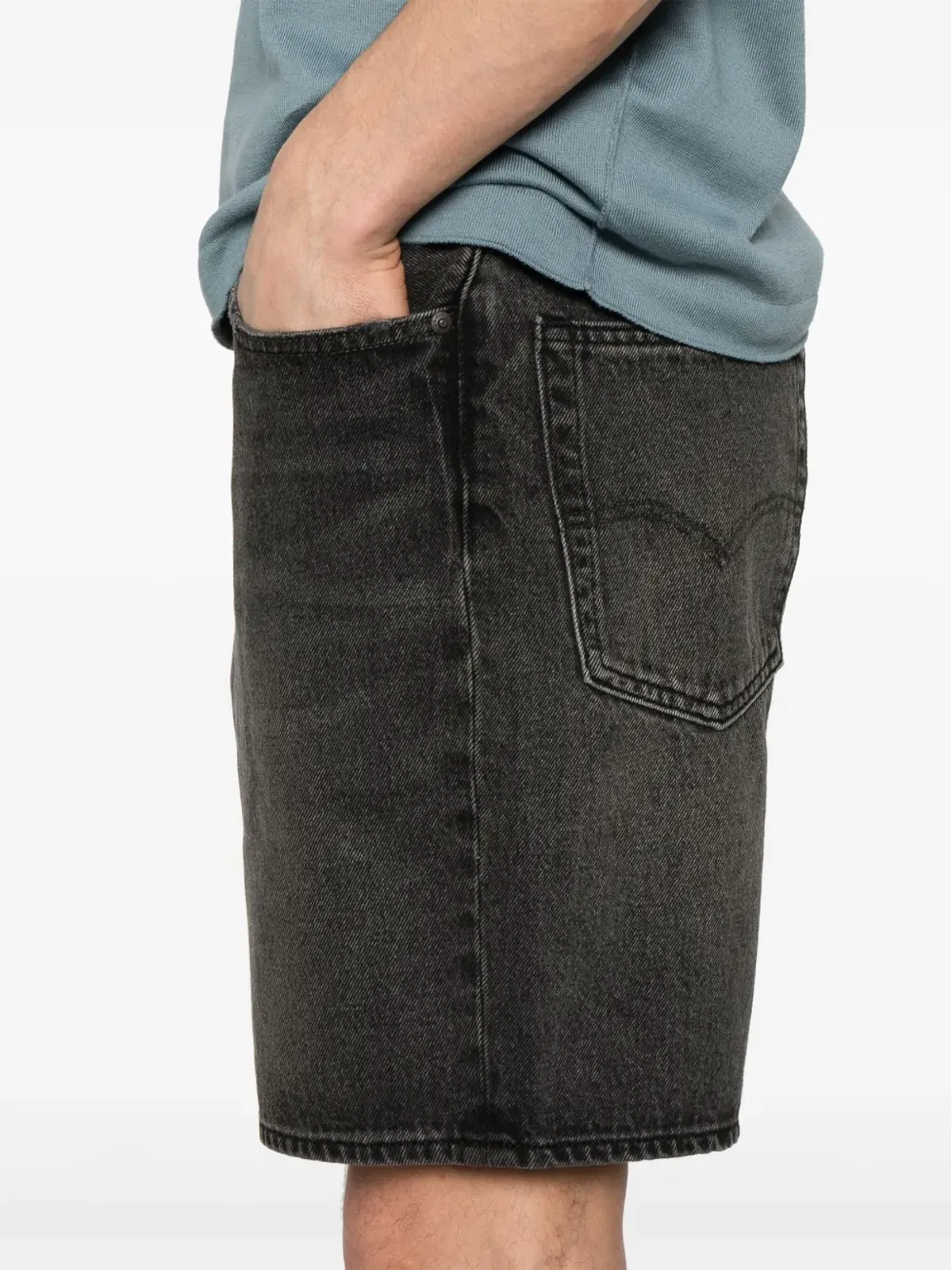 Levi's 468 ルーズ デニム ショーツ ブラック - 画像5