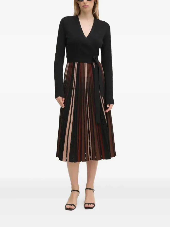 DVF Diane von Furstenberg DVF Diane von Furstenberg ラッププリーツミディドレスの商品画像