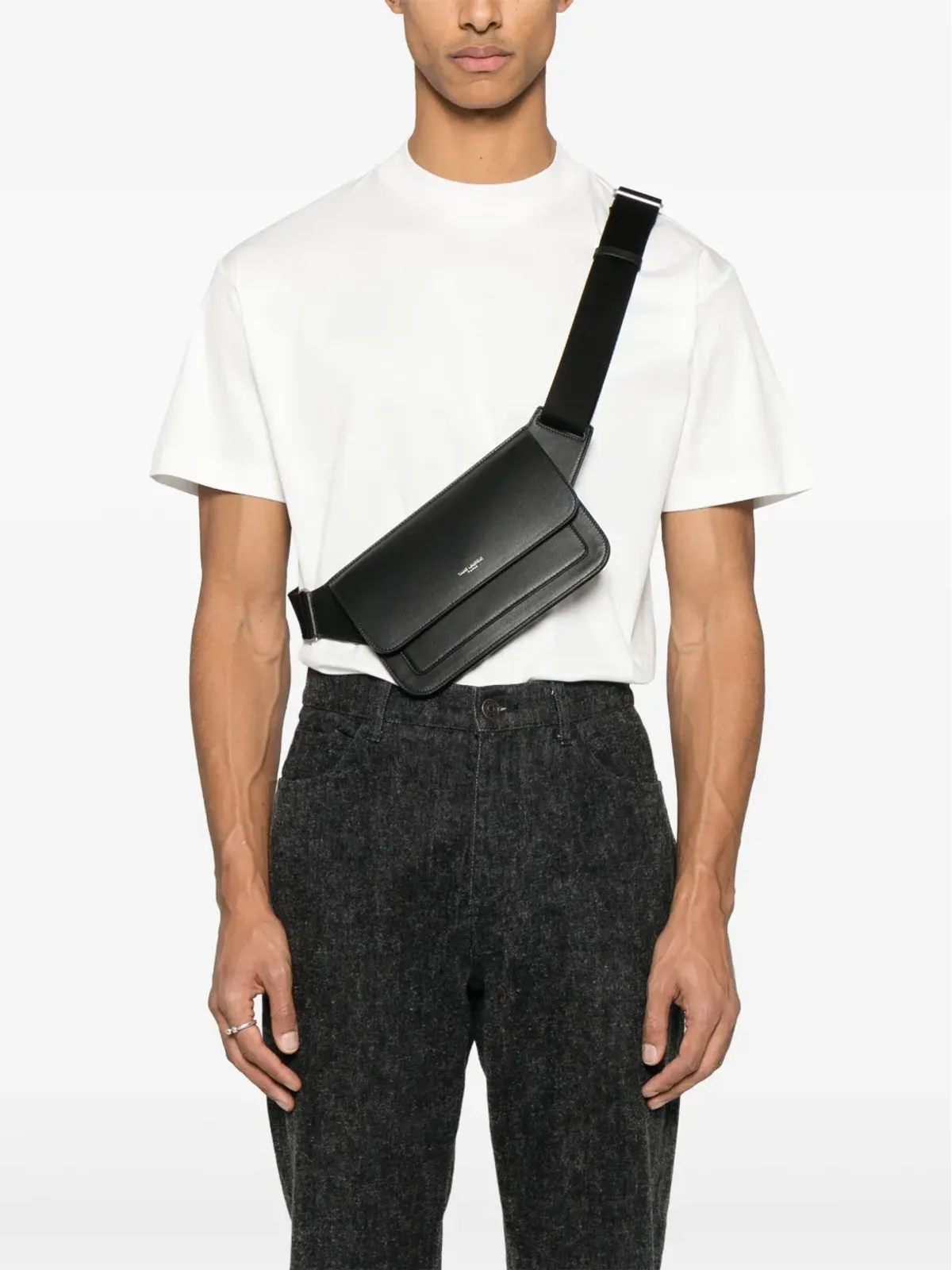 Saint Laurent ロゴスタンプ レザー ベルトバッグ - 画像2