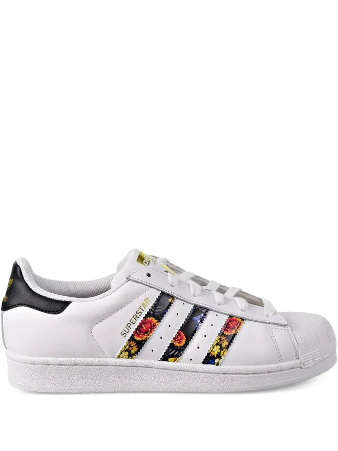 adidas adidas スーパースター ホワイトスニーカーの商品画像