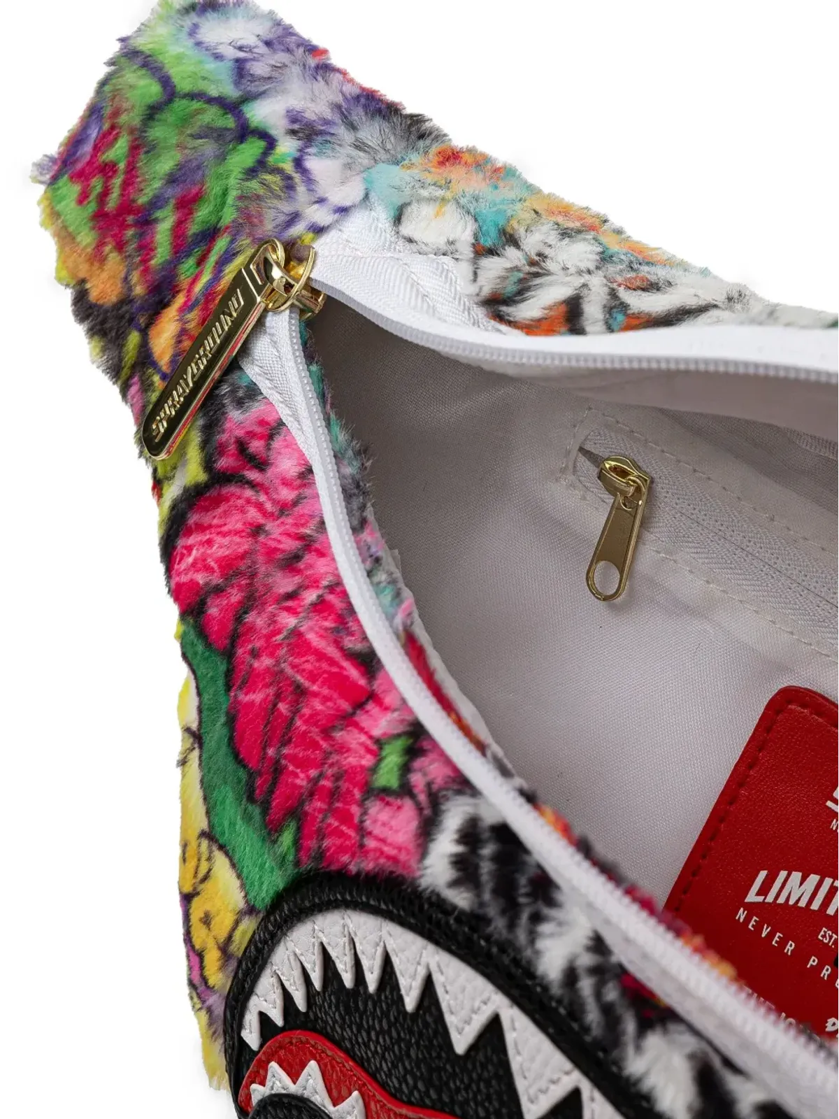 Sprayground Le Monde Ded Graffitis Savvy ベルトバッグ - 画像5