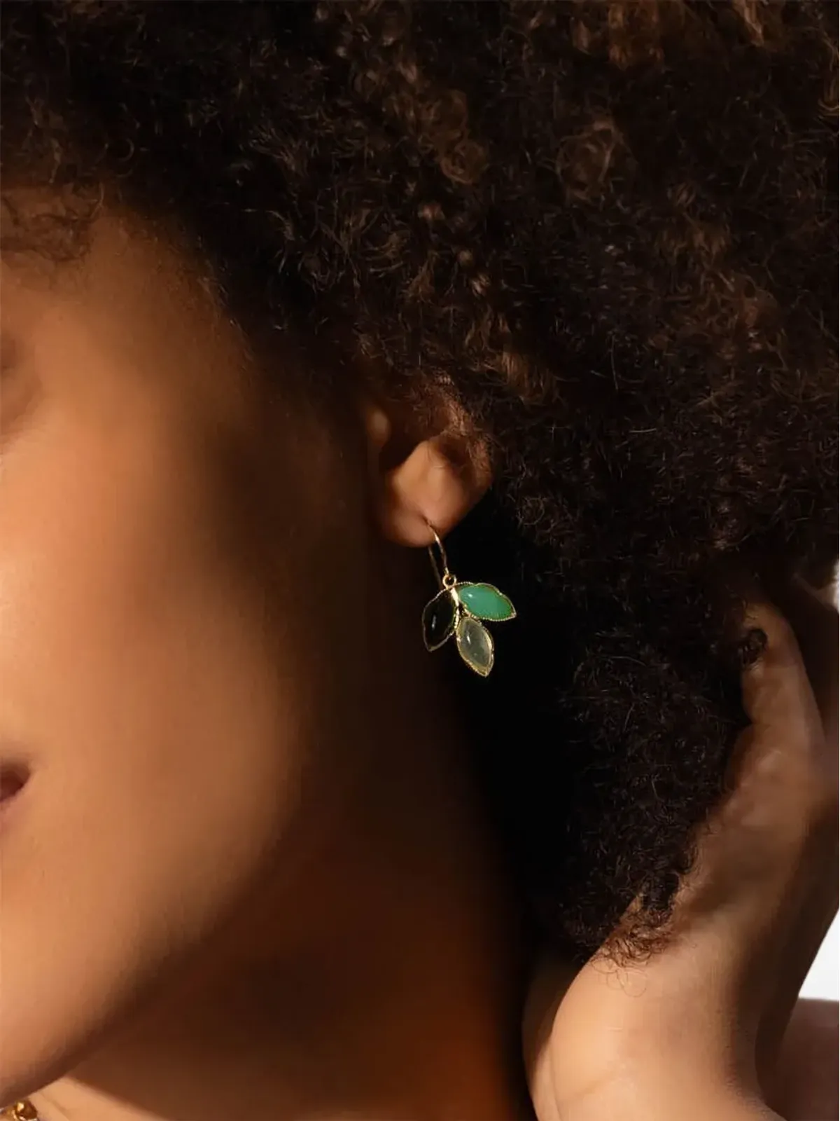 Irene Neuwirth 18K イエローゴールド クラシック・トリオ・デュー・マルチストーン イヤリング - 画像4