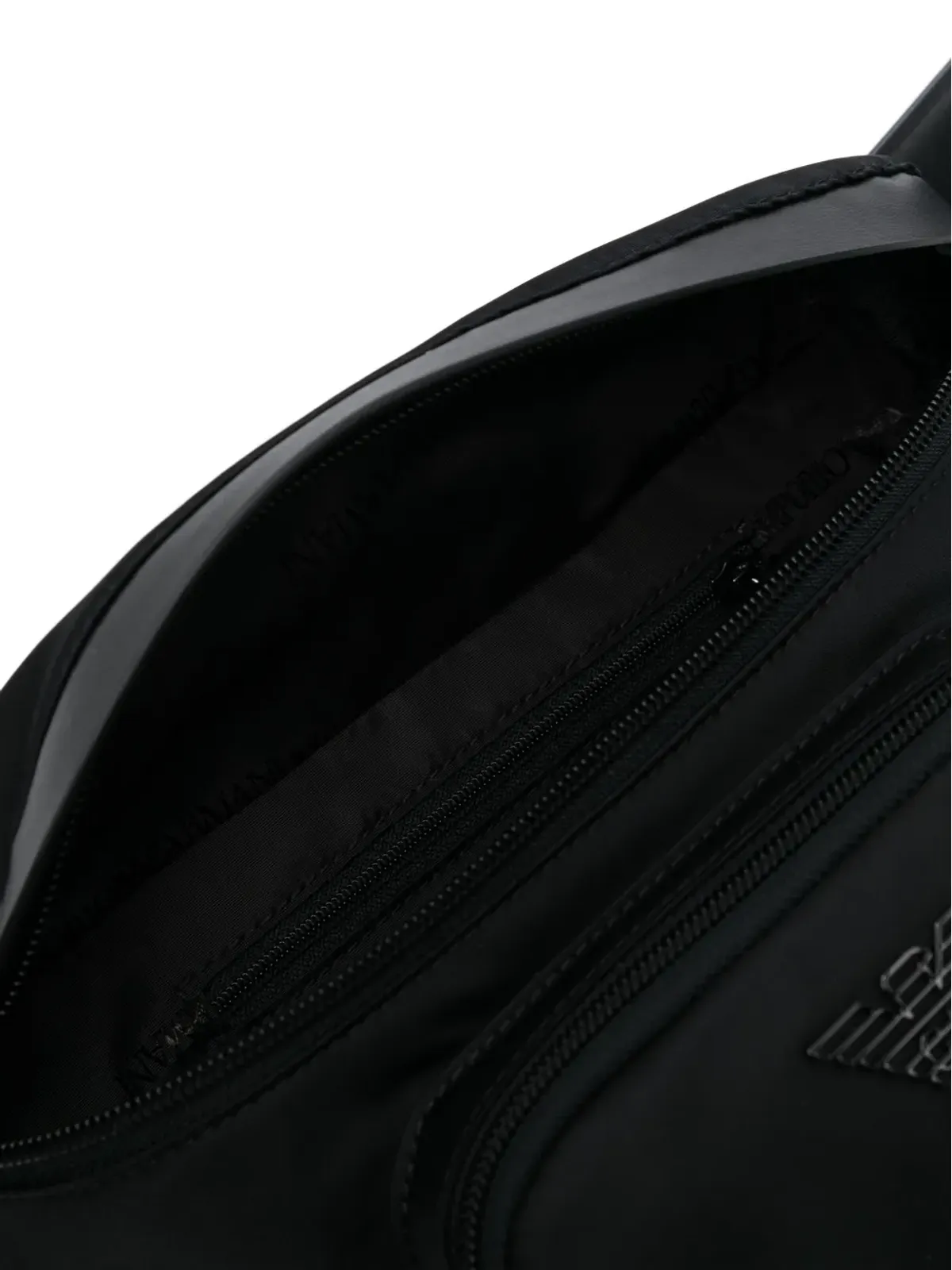 Emporio Armani ロゴプレート ベルトバッグ - ブラック - 画像5