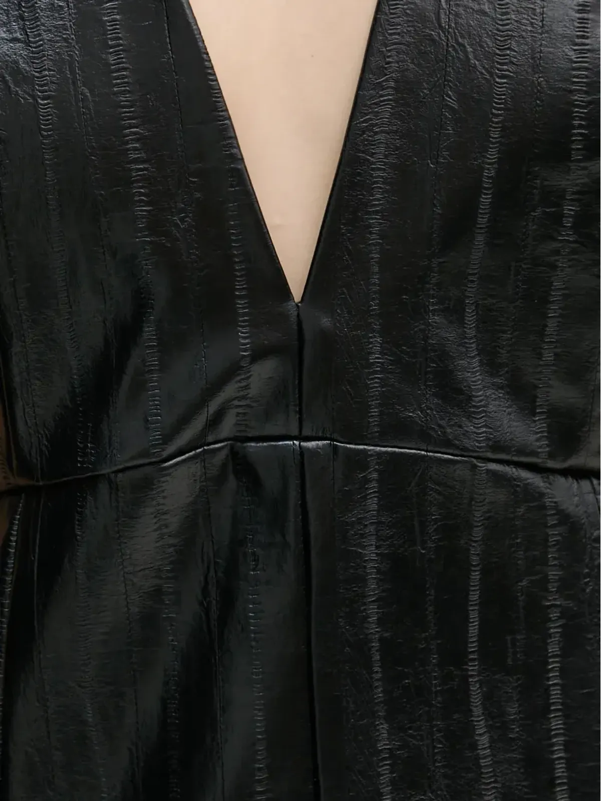 Sisley Vネック ノースリーブ ミニドレス - 画像5
