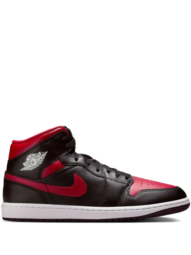 Jordan Jordan 1ミッド ブレッドツイスト ブラック/バーシティレッド/サミットホワイト スニーカーの商品画像