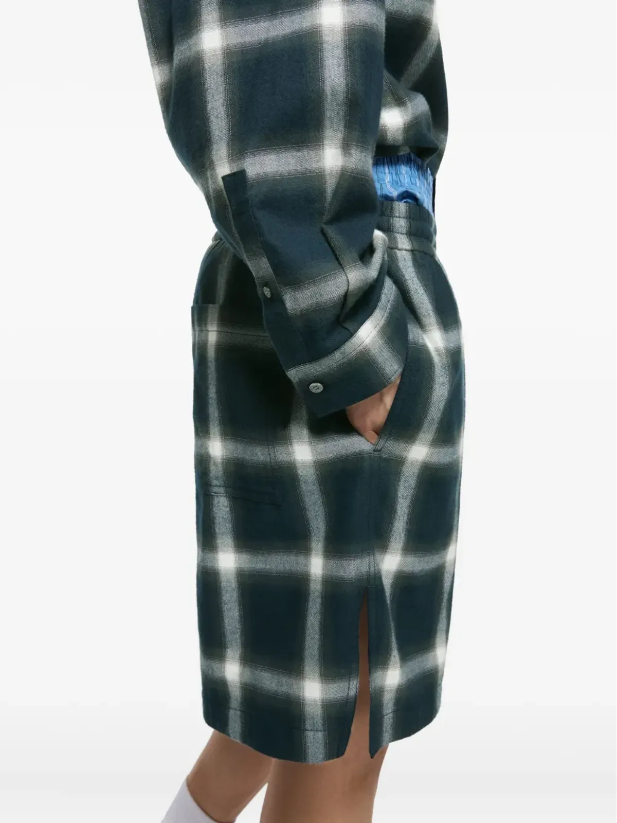 Acne Studios チェック柄エラスティックウェストショーツ - 画像4