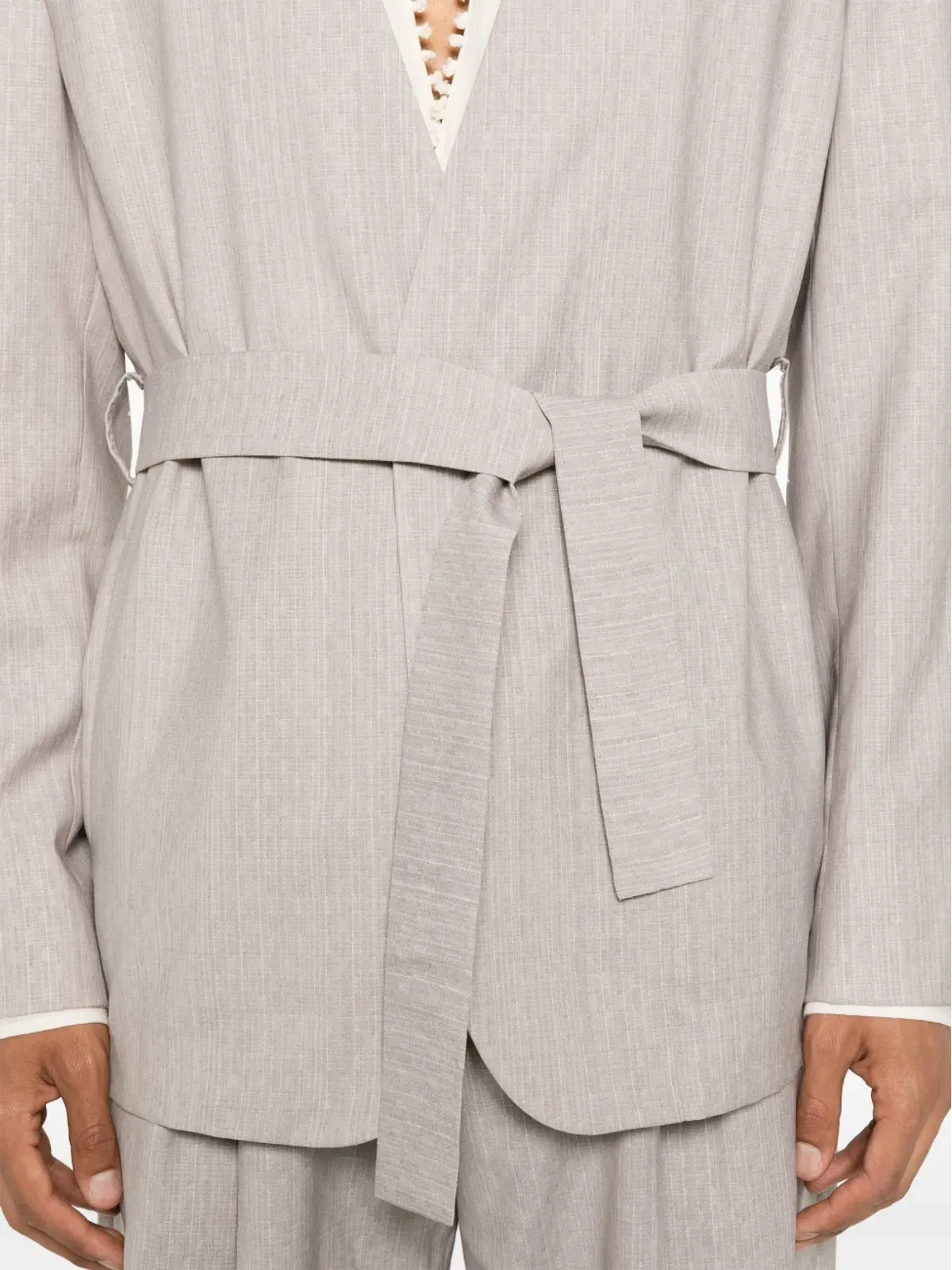 Emporio Armani バージンウール・シングルブレストスーツ - ニュートラルカラー - 画像4