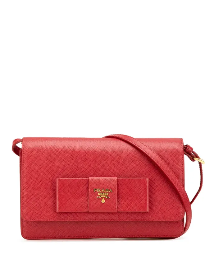 Prada Pre-Owned Prada ビンテージ サフィアーノ・レザー ボウ ウォレット・オン・ストラップ クロスボディバッグ - レッドの商品画像