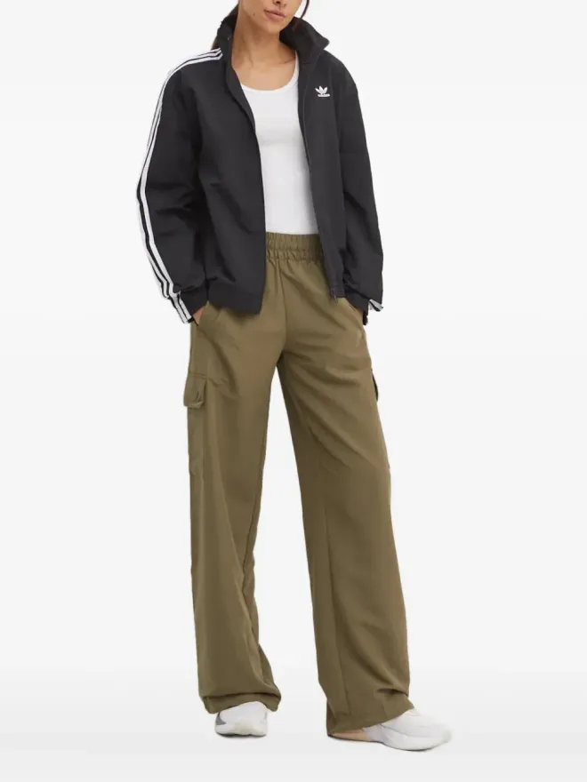 adidas adidas スリーストライプ ジップアップジャケットの商品画像