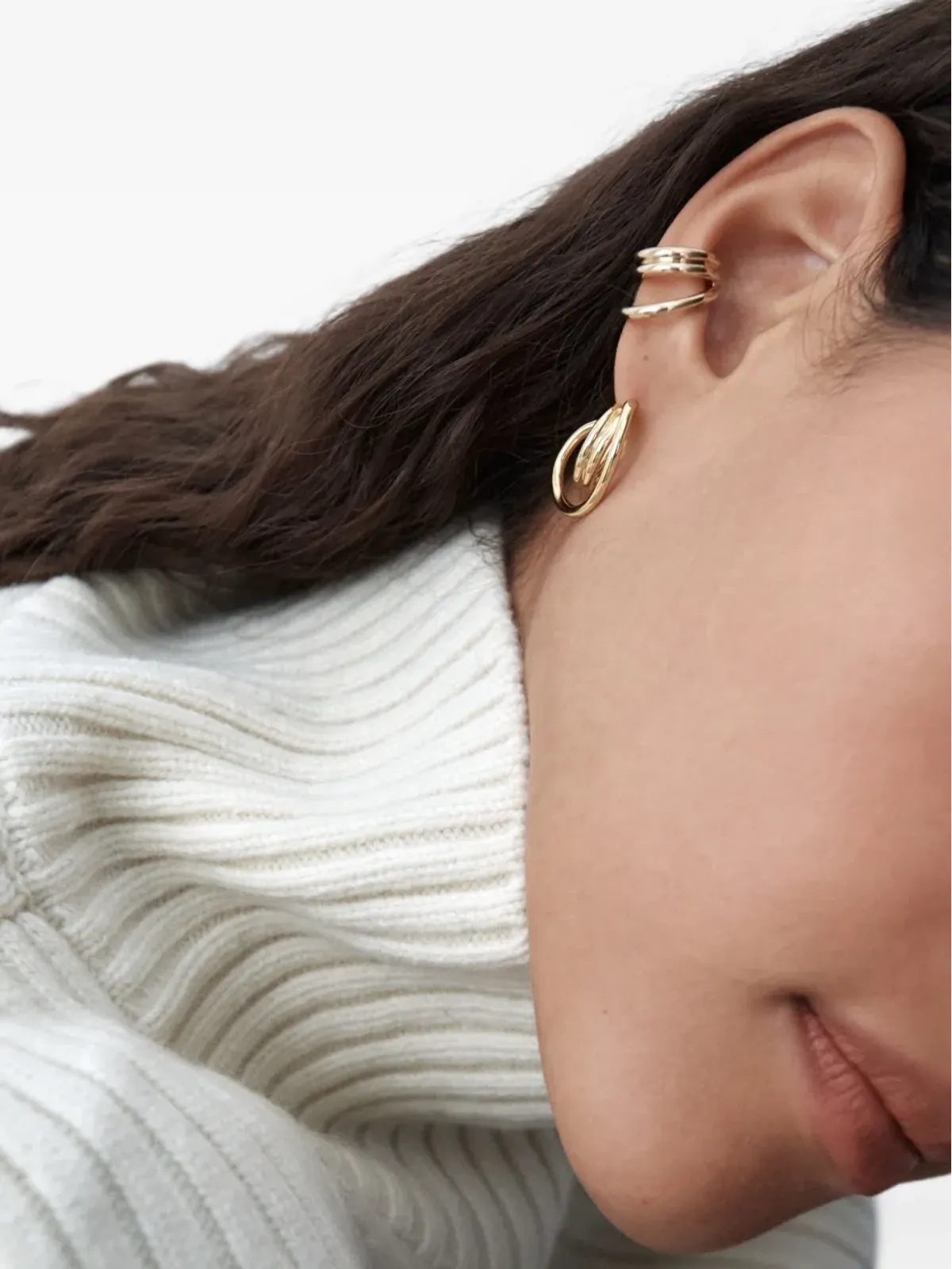 Otiumberg ねじりフープピアス - 画像2