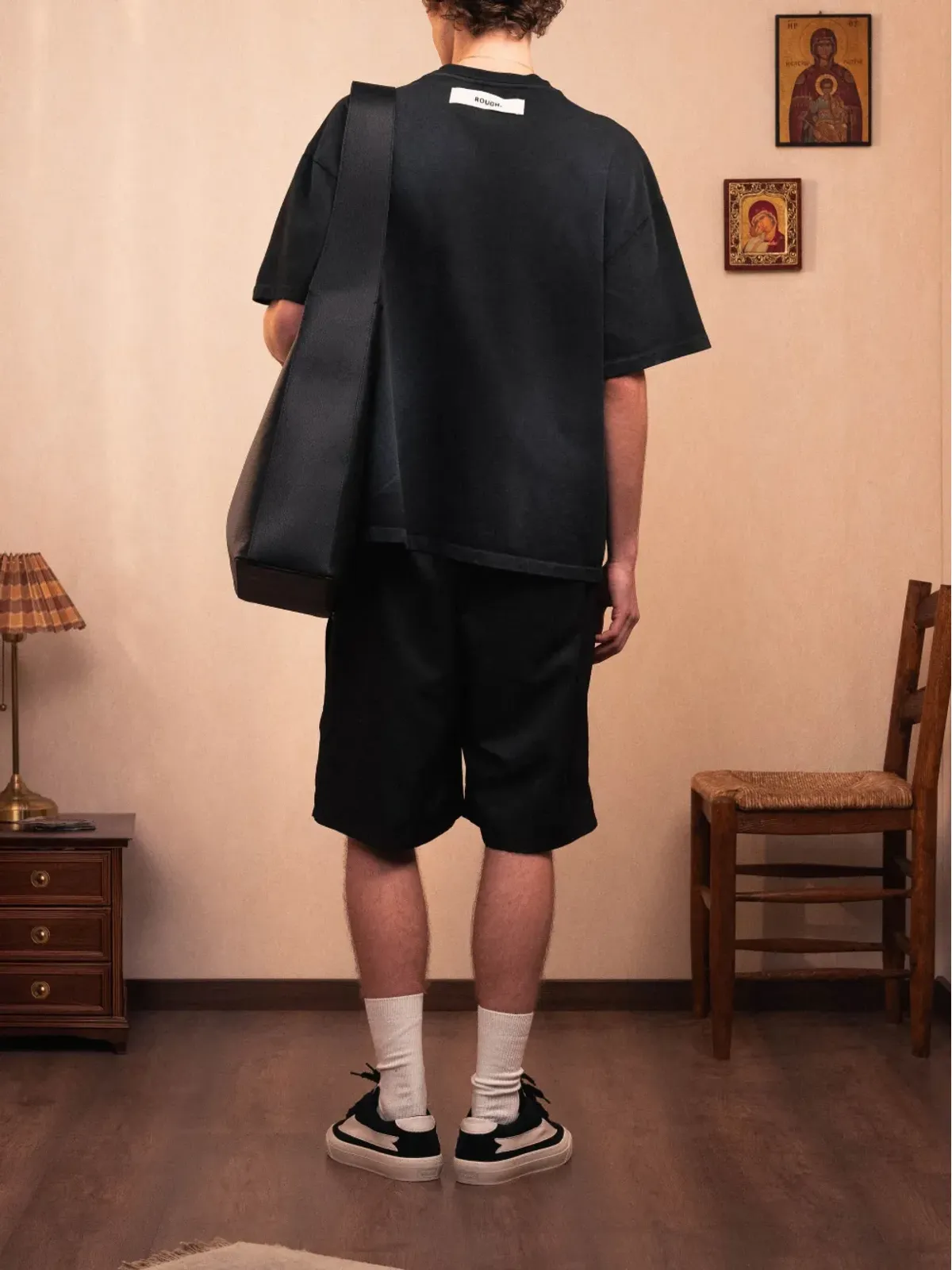 ROUGH. サテン仕上げショートパンツ - 画像3