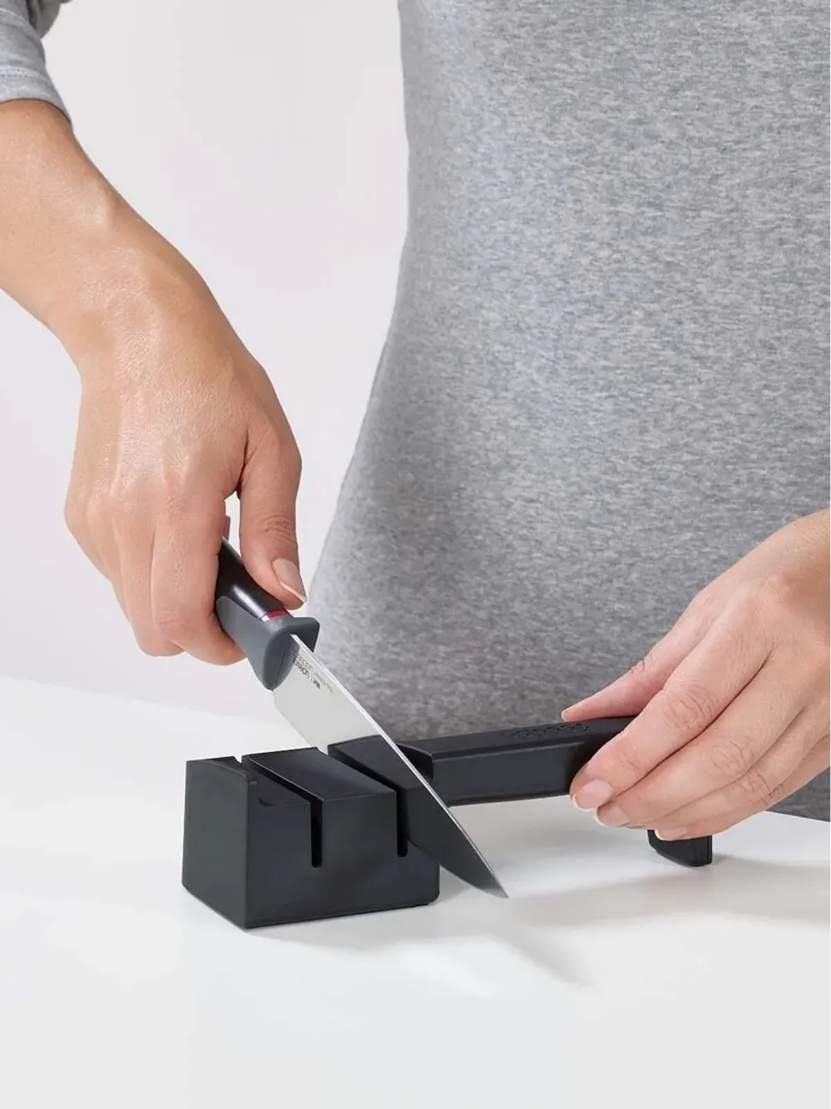 Joseph Joseph Elevate™ SlimBlock ナイフ（シャープナー付き）5本セット - ブラック - 画像5