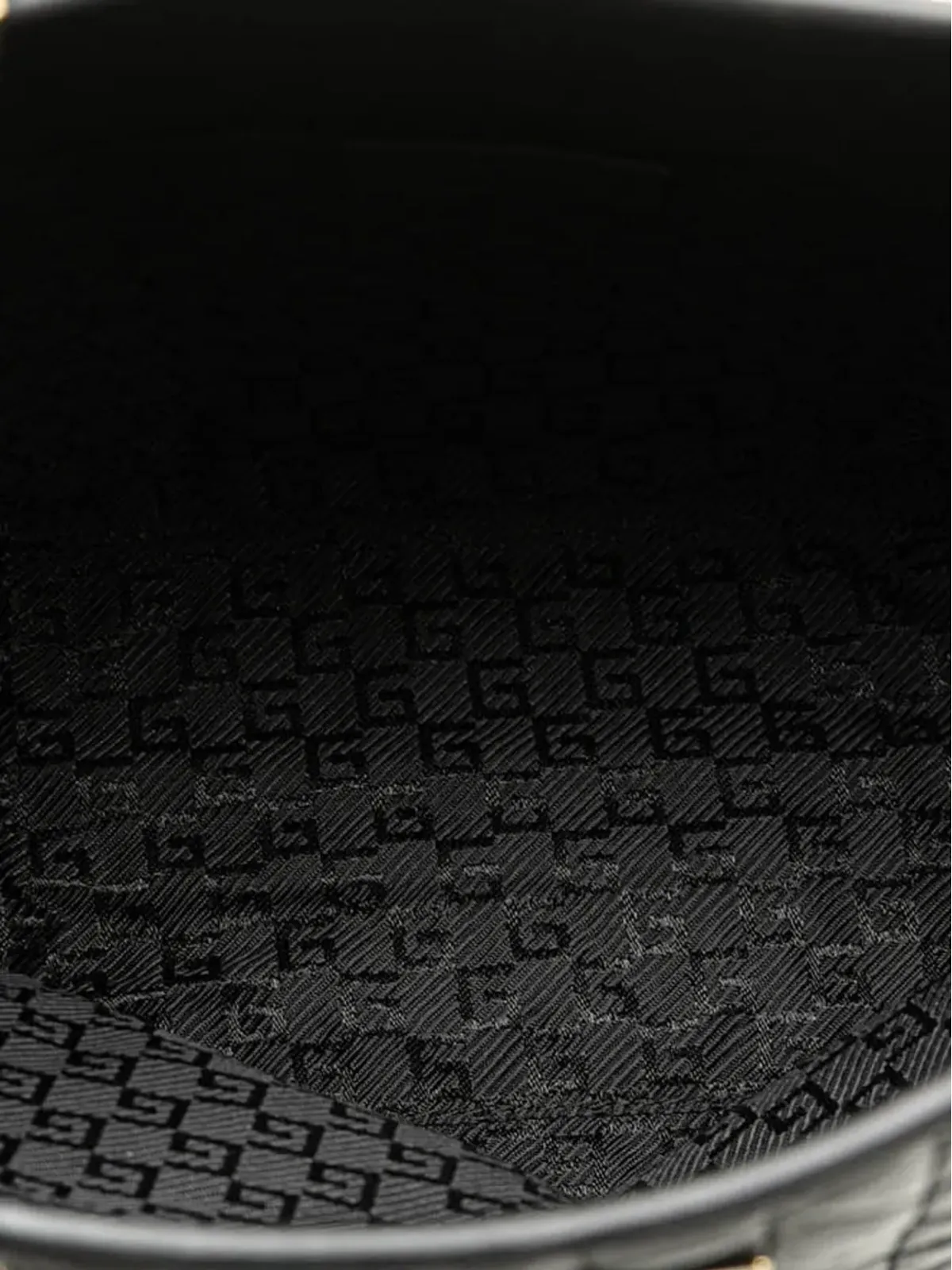 ビンテージ Gucci 20世紀風 キルテッドレザー トートバッグ ブラック - 画像4