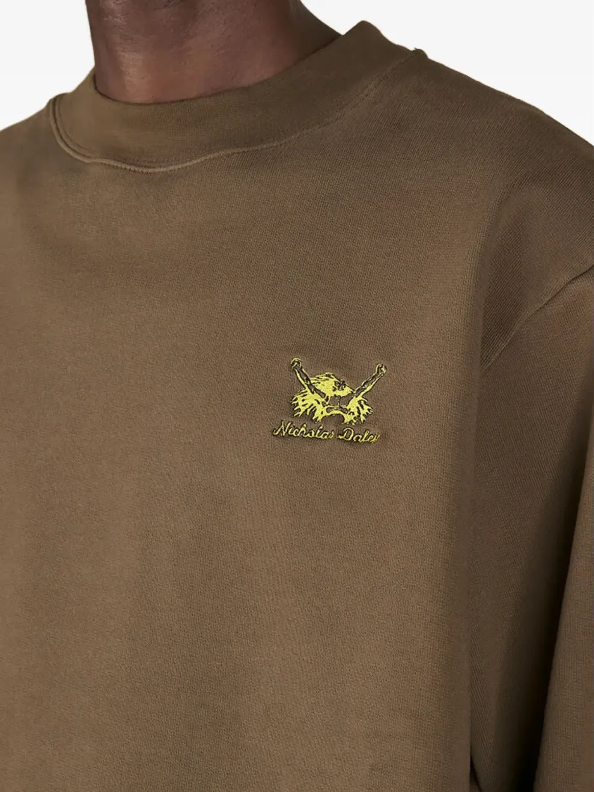 Nicholas Daley 刺繍ロゴ入りスウェットシャツ ブラウン - 画像4