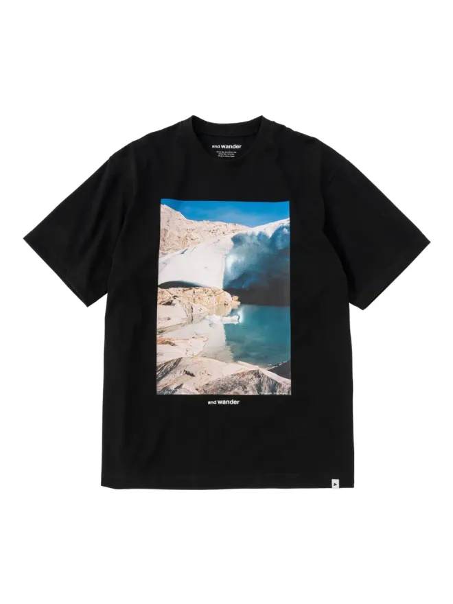 and wander and Wander グラフィックスタンプTシャツの商品画像