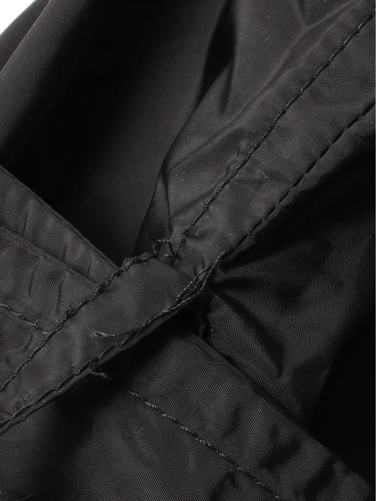 Prada ビンテージ 2010年代 Re-Nylon トレンチコート - ブラック - 画像5