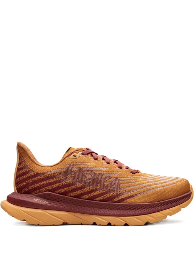 HOKA HOKA Mach 5 オレンジ色 スニーカーの商品画像