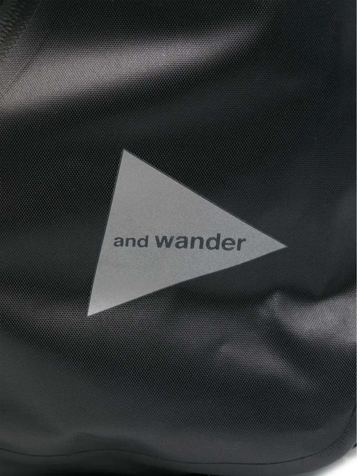 and Wander 防水バックパック - 画像4
