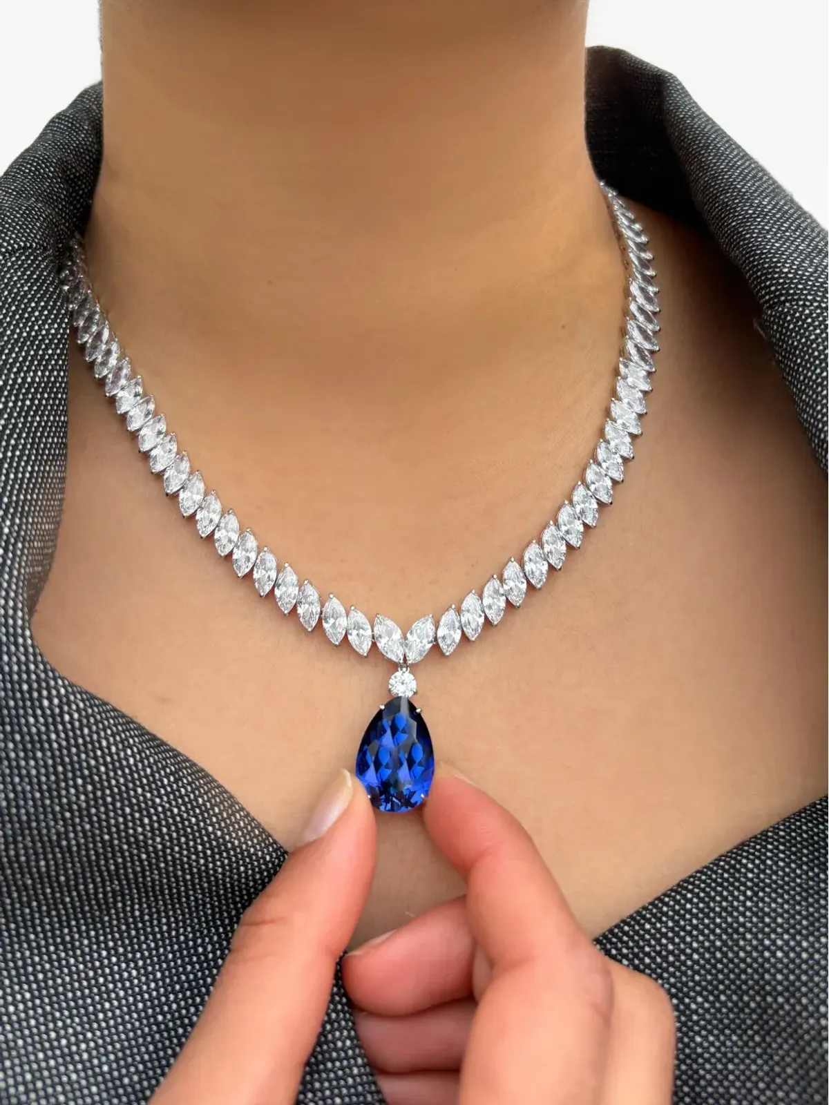 Juwelina Paris Reve Bleu ネックレス - 画像2