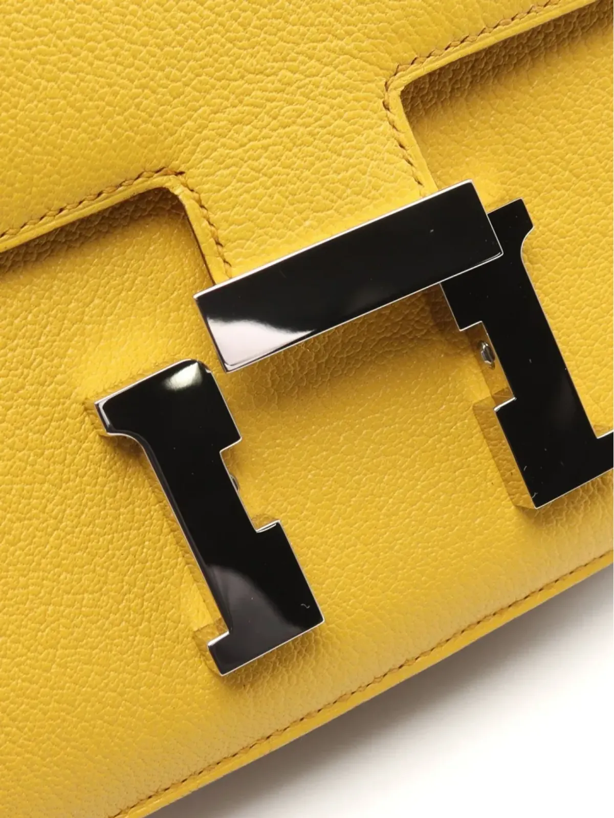 ビンテージ Hermès 2023 ミニ Constance 3 ショルダーバッグ - イエロー - 画像3
