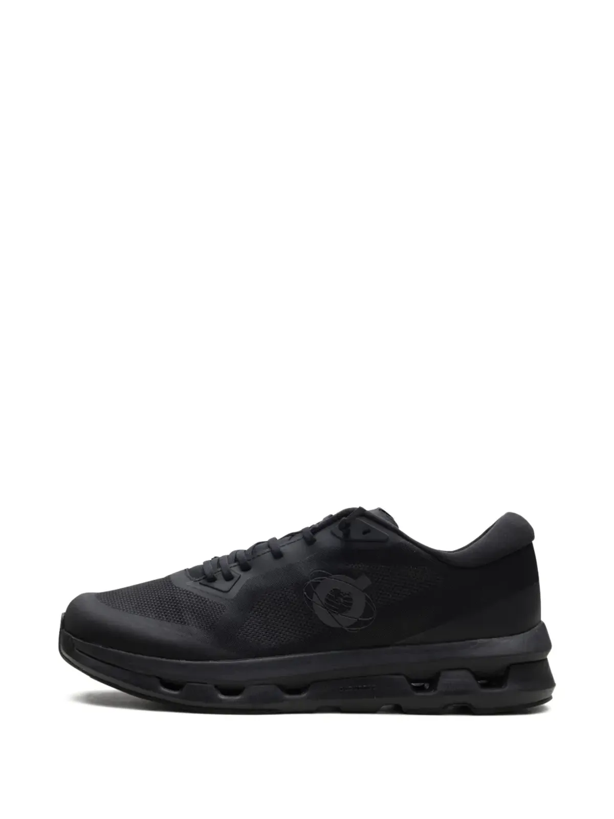 On クラウドゾーン「Kith Black」スニーカー - 画像5