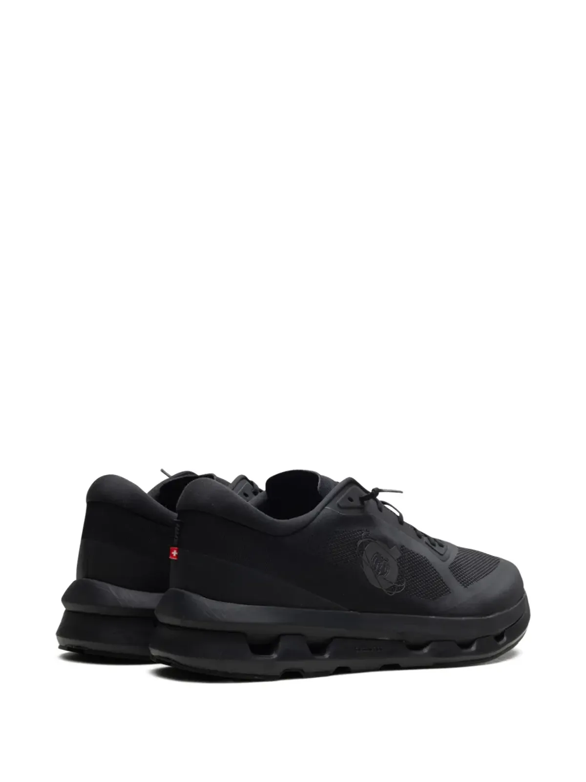 On クラウドゾーン「Kith Black」スニーカー - 画像3
