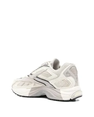 Reebok ベージュレザー スニーカー - サムネイル3
