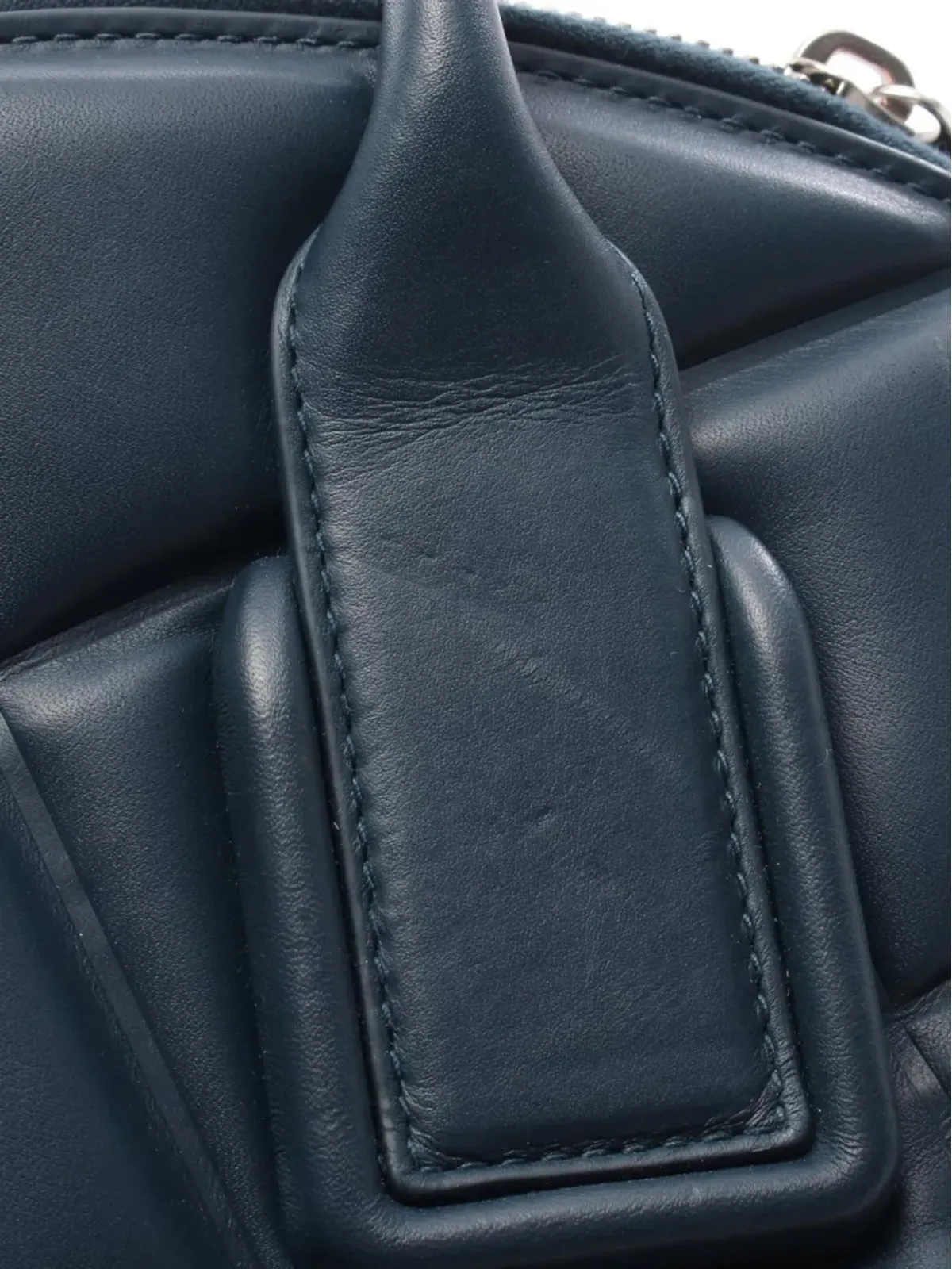 Bottega Veneta ビンテージ パデッド・スワープ・バッグ サッチェル - 画像2