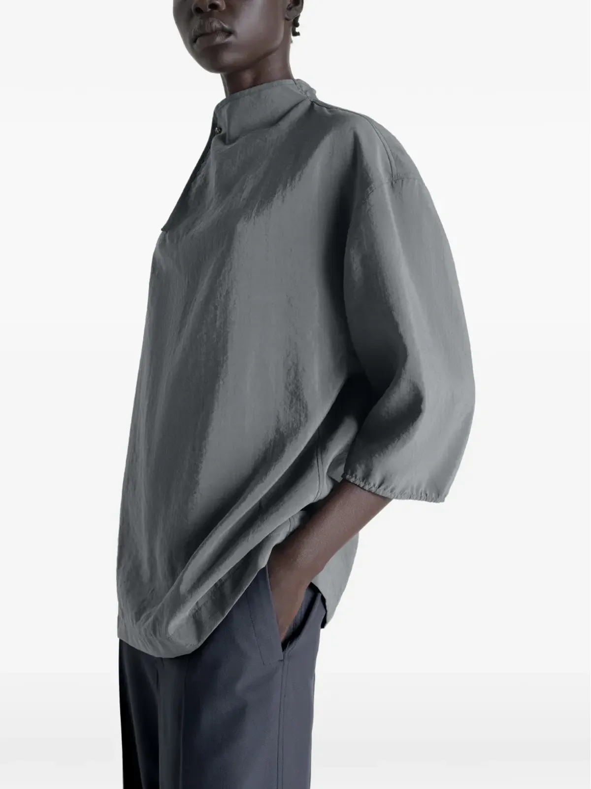 LEMAIRE フリル付き ジュエルボタン ブラウス - グレー - 画像4