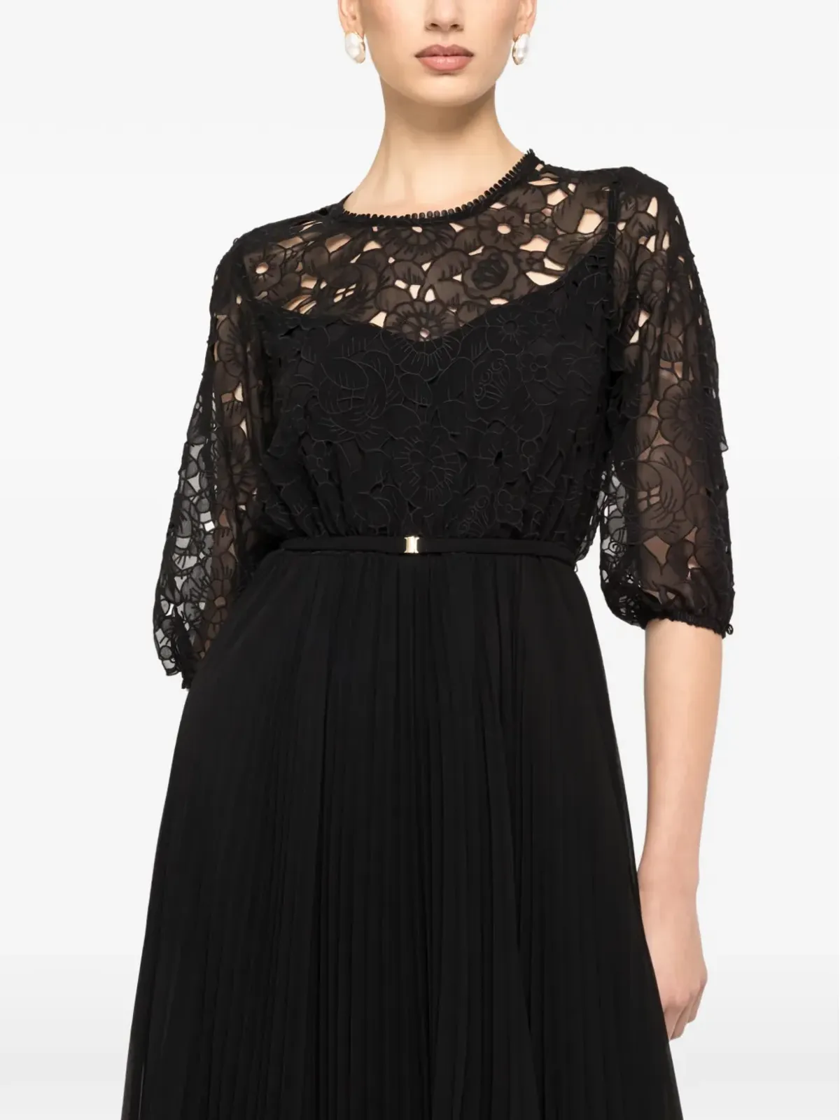 NISSA Round-neck Pleated Midi Dress - 画像4
