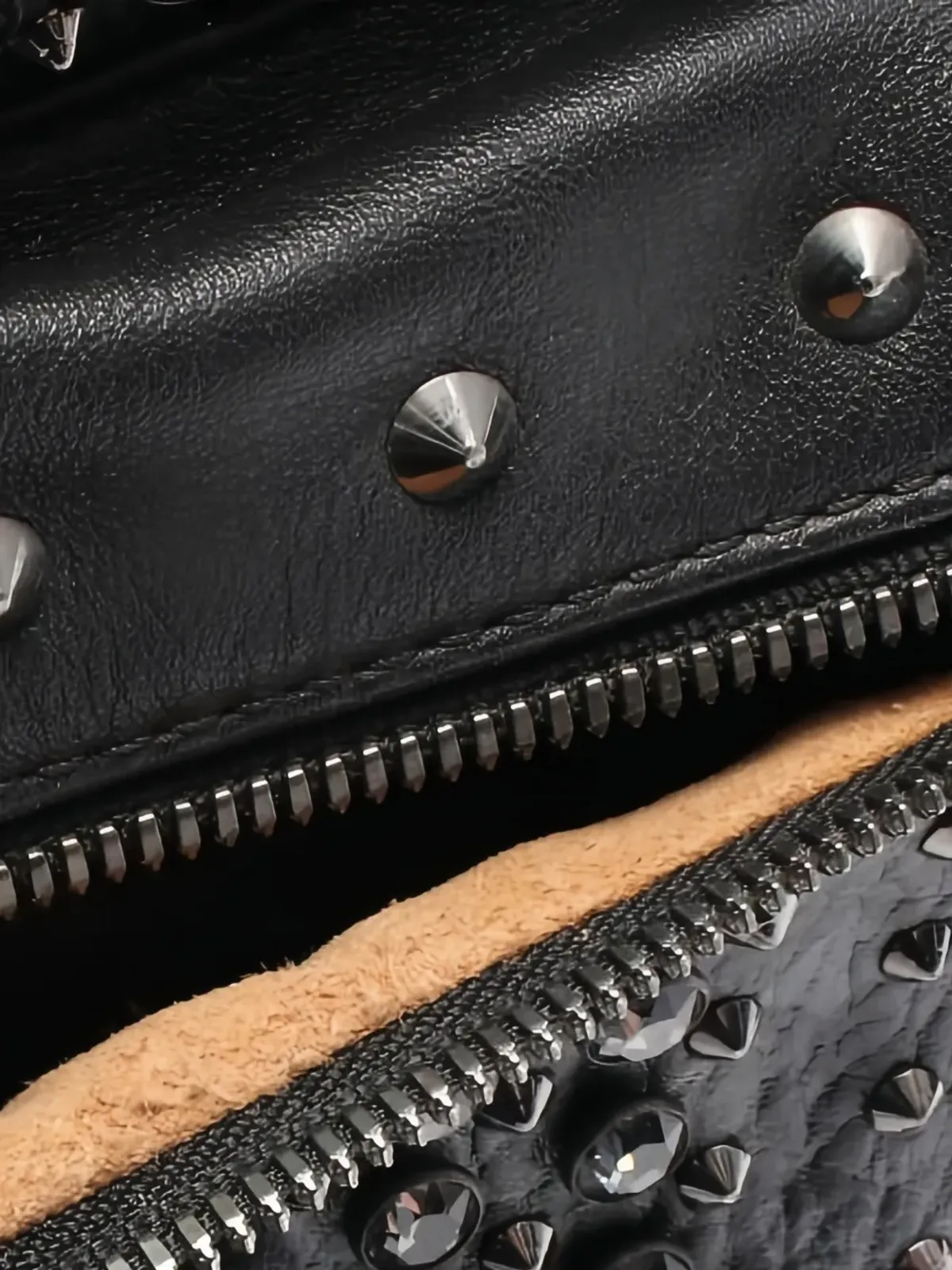 MCM Pre-Owned 2000年代スタッズ付きバックパック - ブラック - 画像4