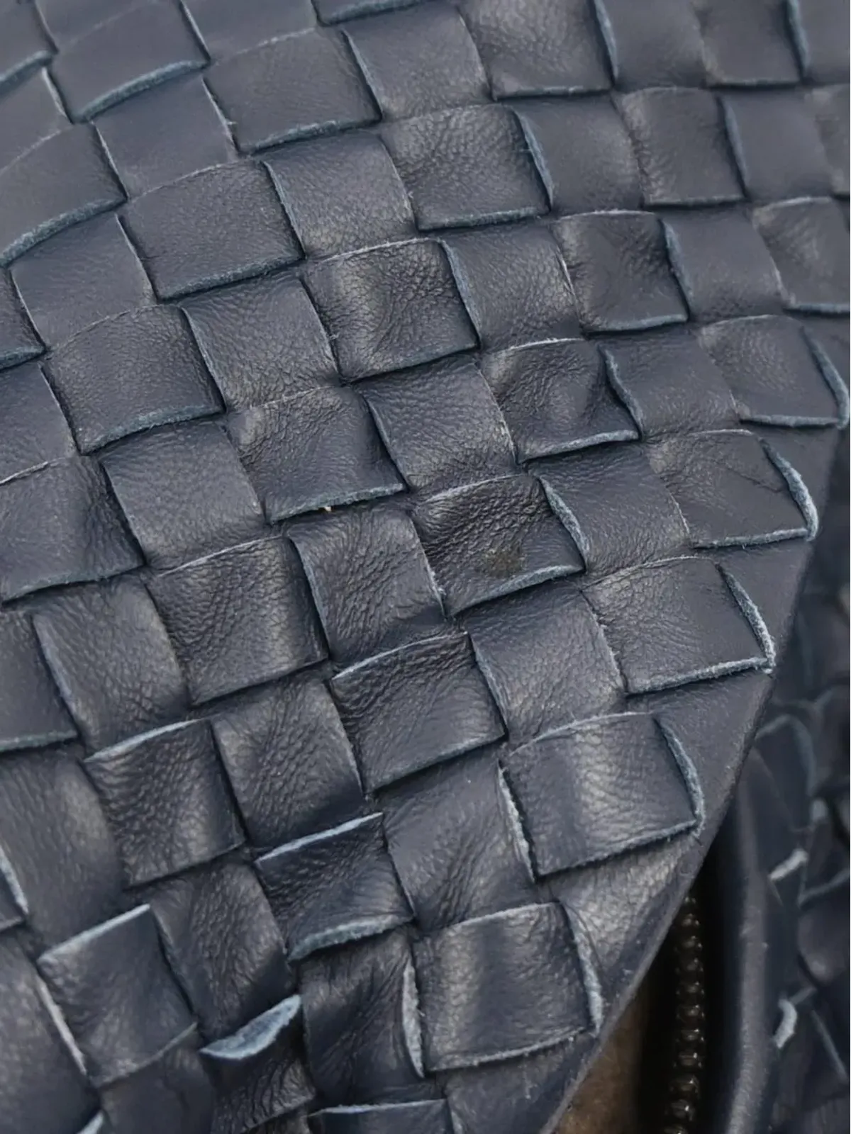 Bottega Veneta ビンテージ イントレチャート レザー ショルダーバッグ ブルー - 画像5