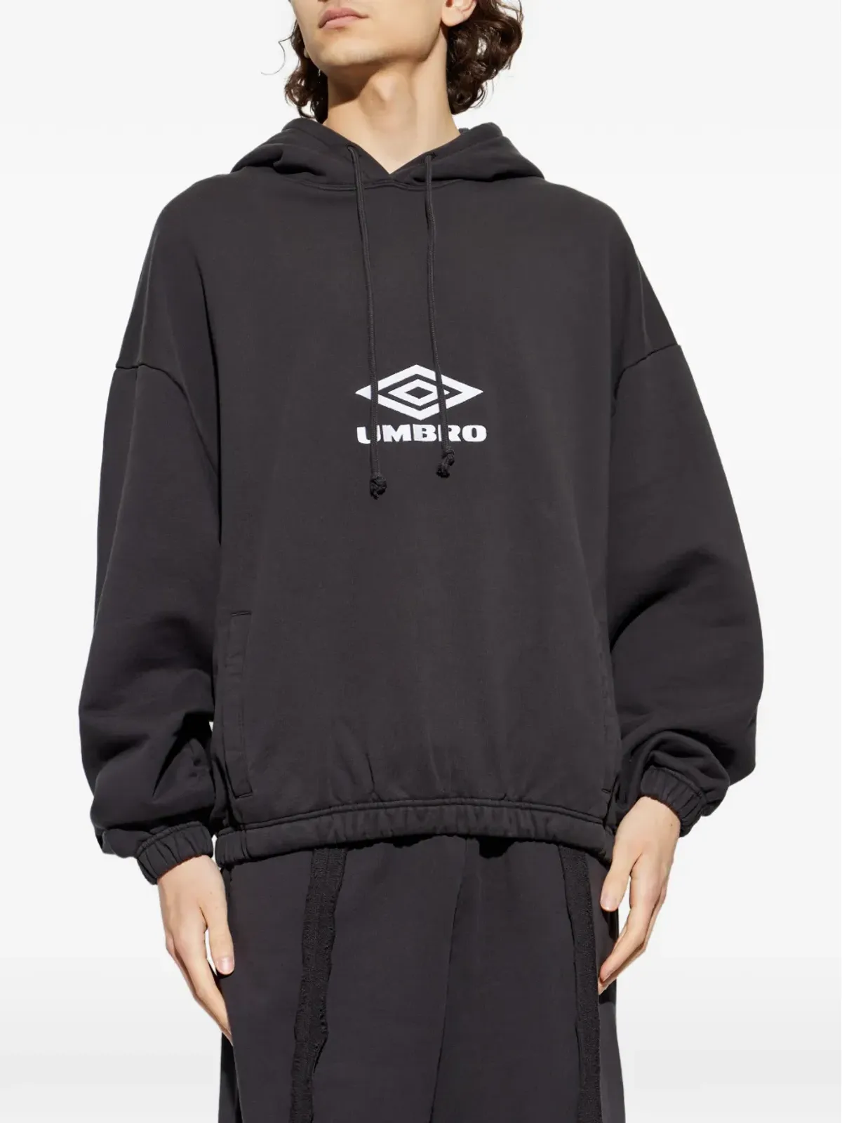UMBRO ロゴ刺繍フーディ - 画像3
