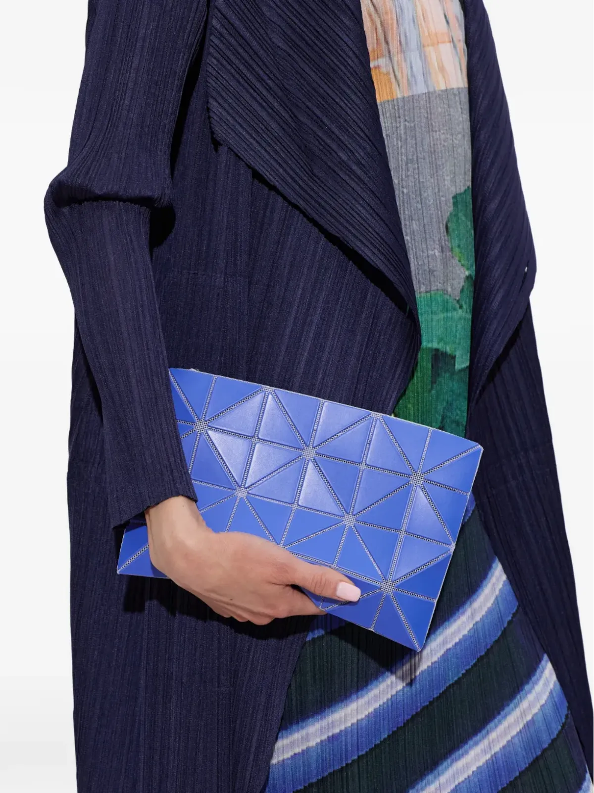 Bao Bao Issey Miyake 幾何学パネルのクラッチバッグ - 画像2