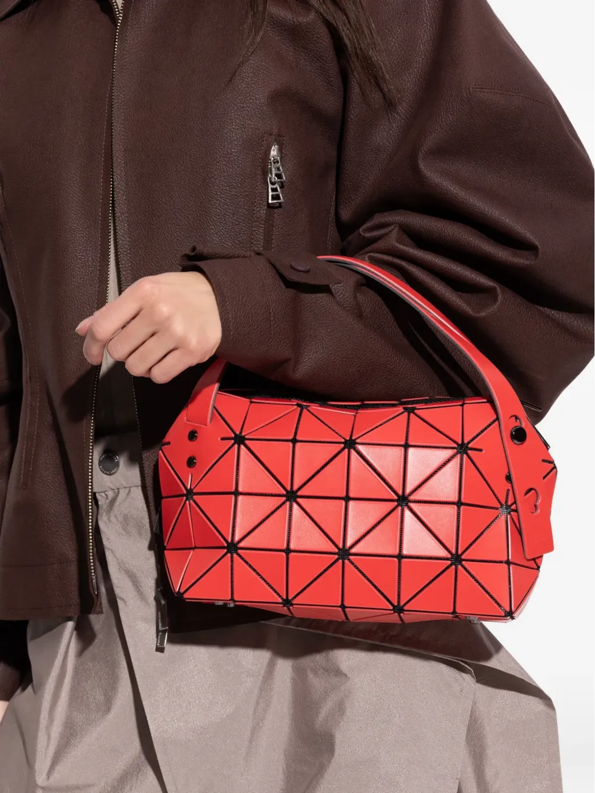 Bao Bao Issey Miyake 幾何学的三角形トートバッグ - 画像2