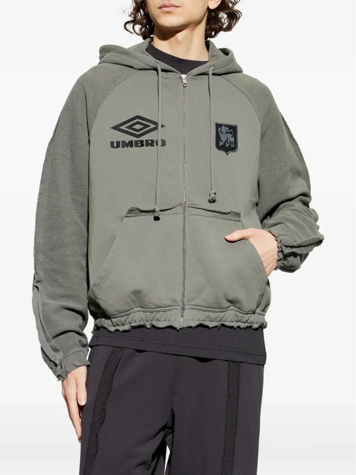 UMBRO ロゴ刺繍スウェットシャツ - 画像3