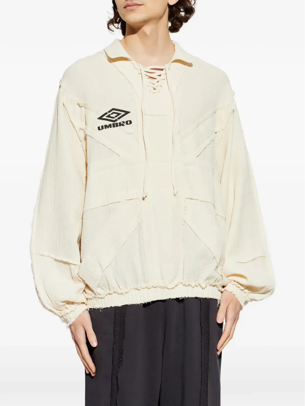 UMBRO レースアップ長袖スウェットシャツ - 画像3