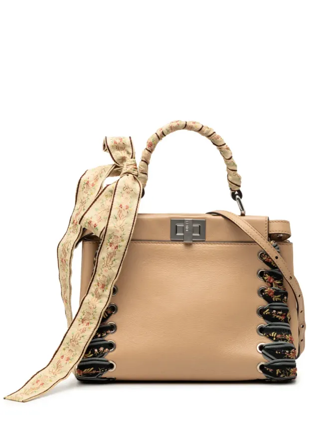 Fendi Pre-Owned Fendi Pre-Owned ミディアム レザー リボン ホイップステッチ ピーカブー サッチェル - ブラウンの商品画像