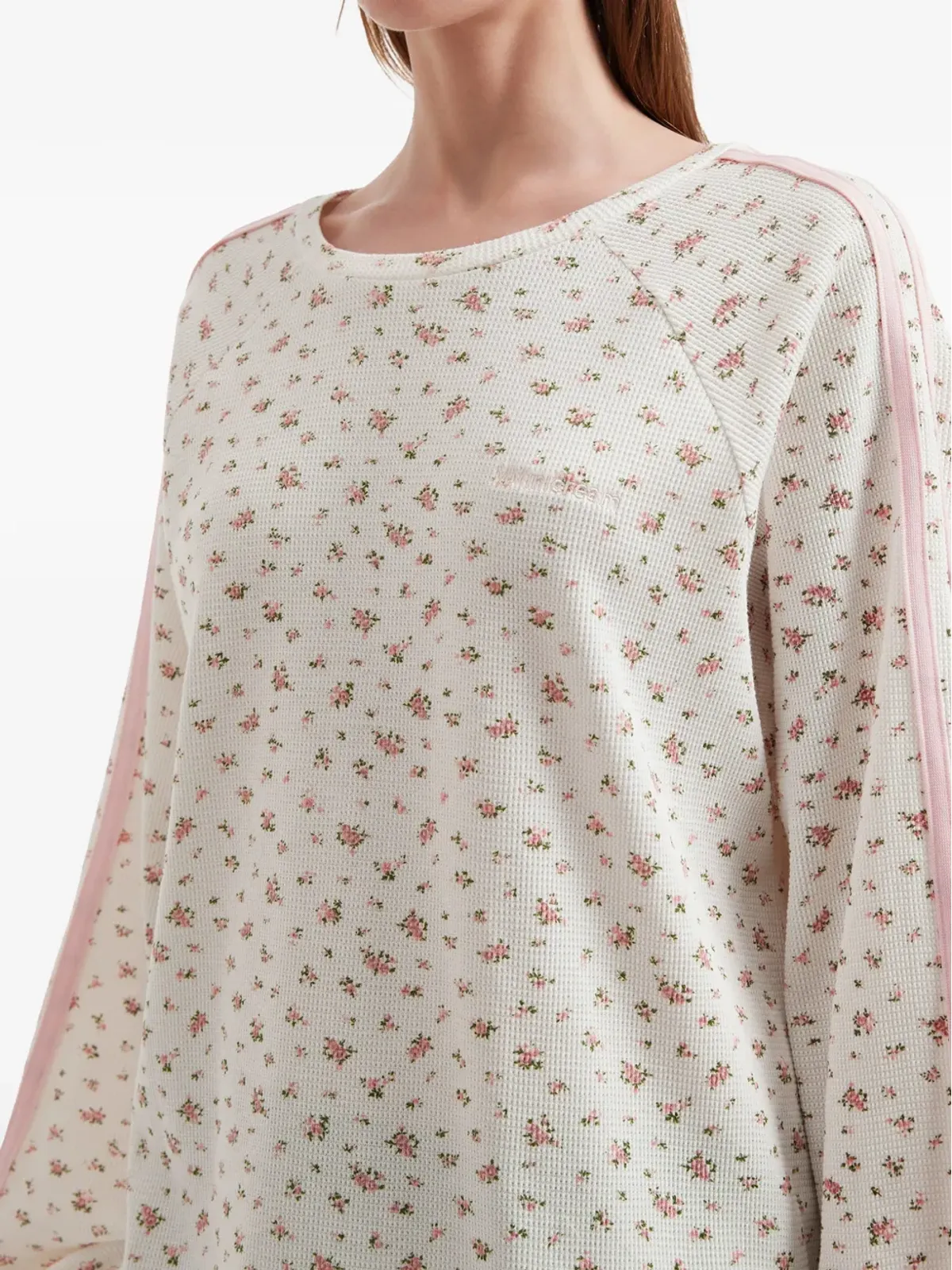 Mini Cream 花柄プリントTシャツ - 画像5