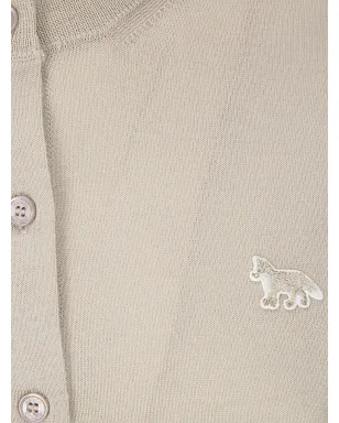 Maison Kitsuné ベージュのウール製・丸首ショートスリーブカーディガン（ベビー狐モチーフ） - サムネイル3