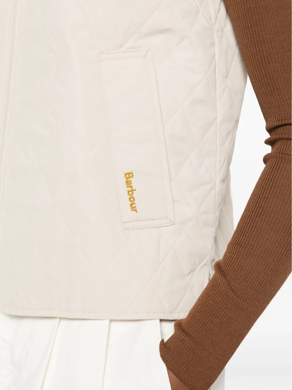 Barbour キルテッドジップアップジレ - 画像5