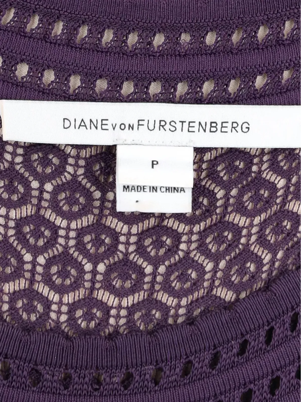 Diane Von Furstenberg Vintage 紫色の透け感レース長袖ミニドレス - 画像4
