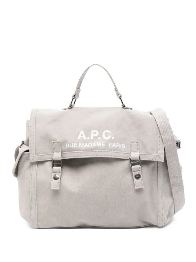 A.P.C. A.P.C. ロゴディテール メッセンジャーバッグの商品画像