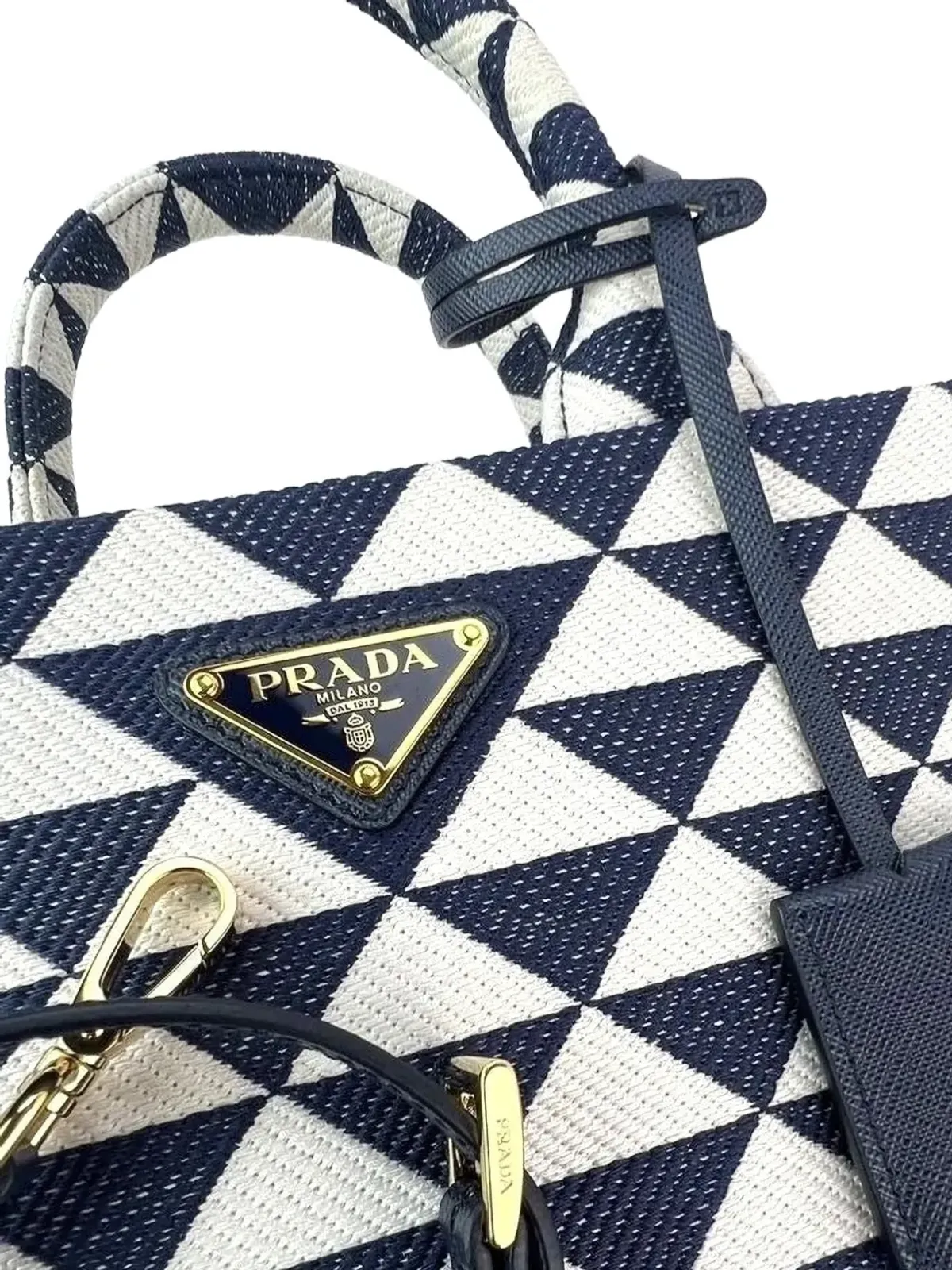 Prada ビンテージ Symbole トップハンドル トートバッグ - White - 画像4