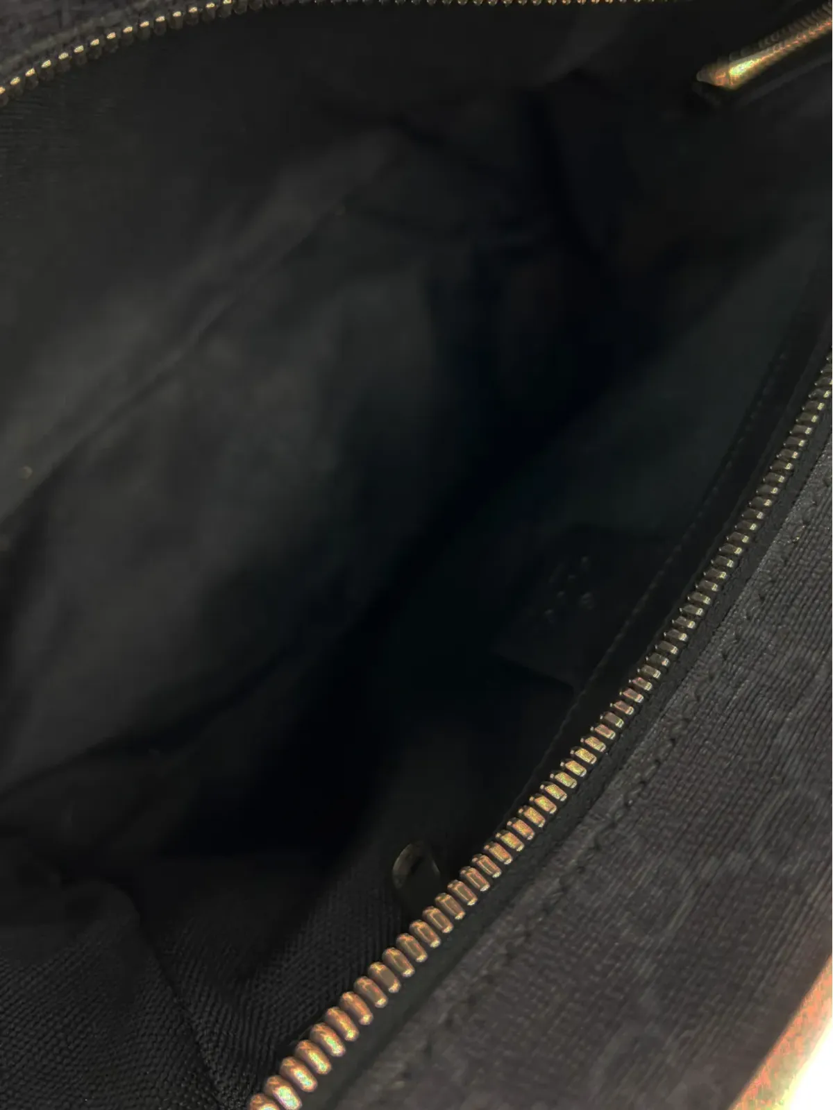 Gucci ビンテージ GGスプリーム スタッズ付きメッセンジャーバッグ - 画像3