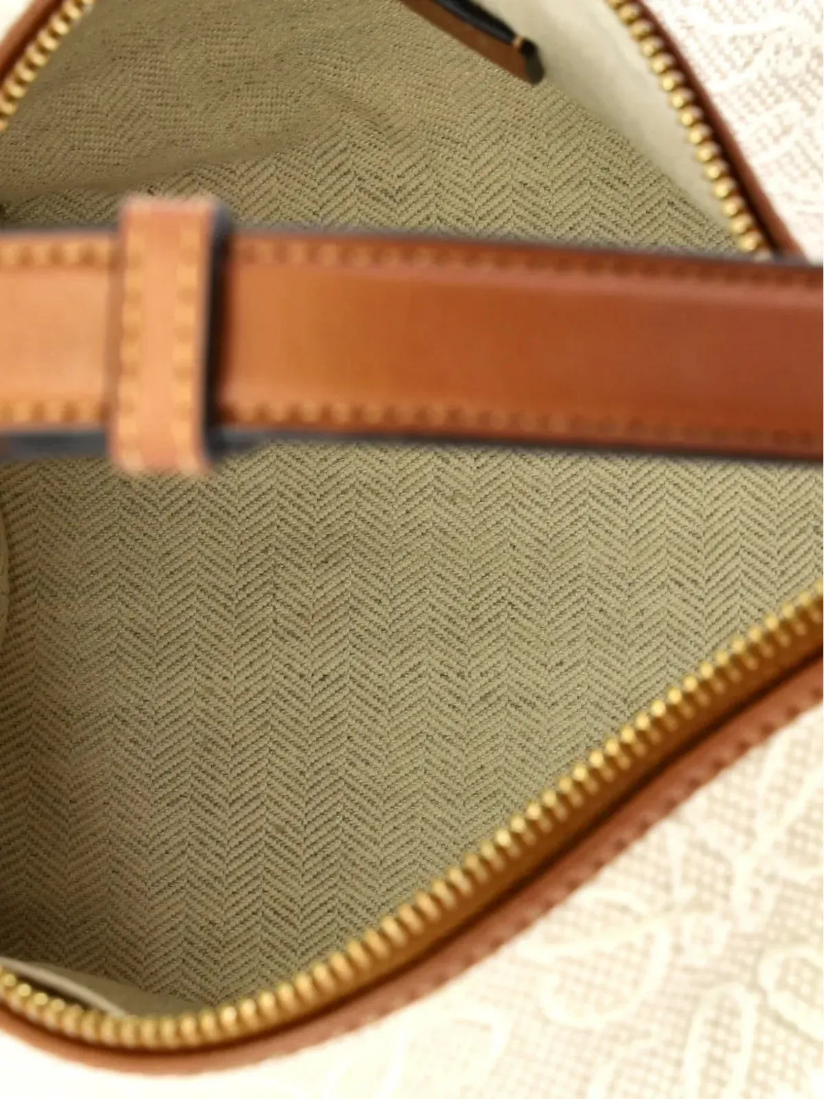 Loewe Pre-Owned キュビ アナグラム ジャカード ミディアム ホーボーバッグ - 画像5