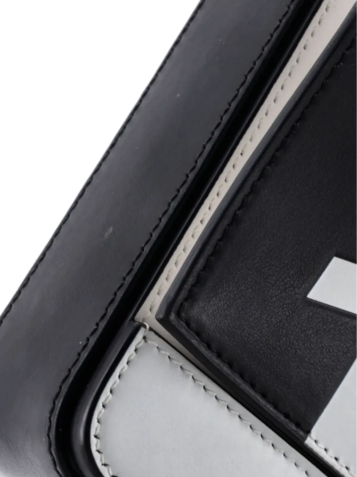Burberry Pre-Owned ユニバーサルパスポートプリントレザー クロスボディバッグ - 画像5